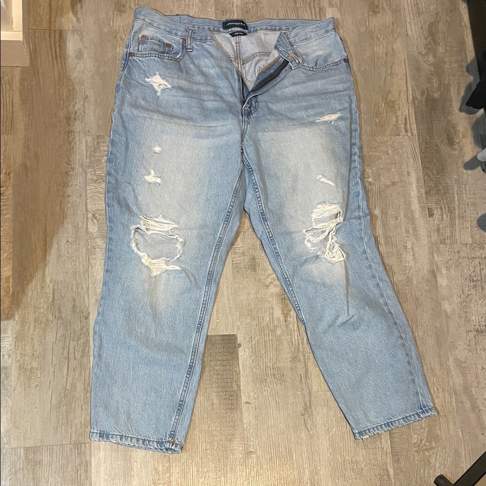 Aeropostale Light Blue Relaxed Fit Jeans